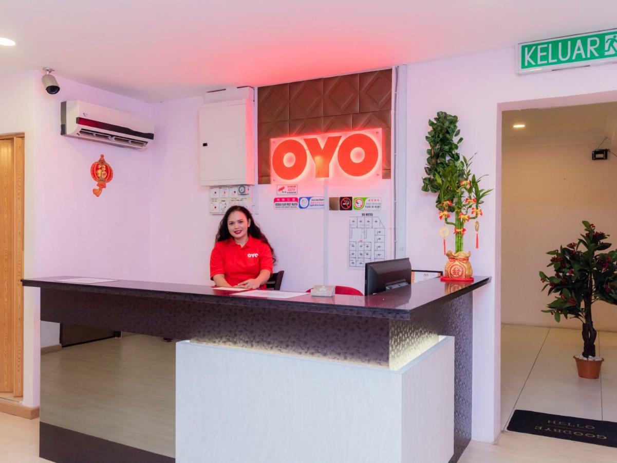 Oyo 44026 98 Hotel Johor Bahru Bagian luar foto