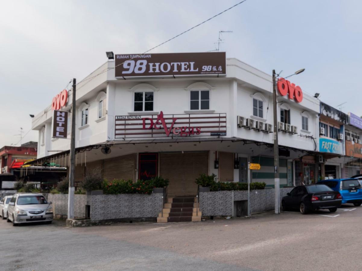 Oyo 44026 98 Hotel Johor Bahru Bagian luar foto