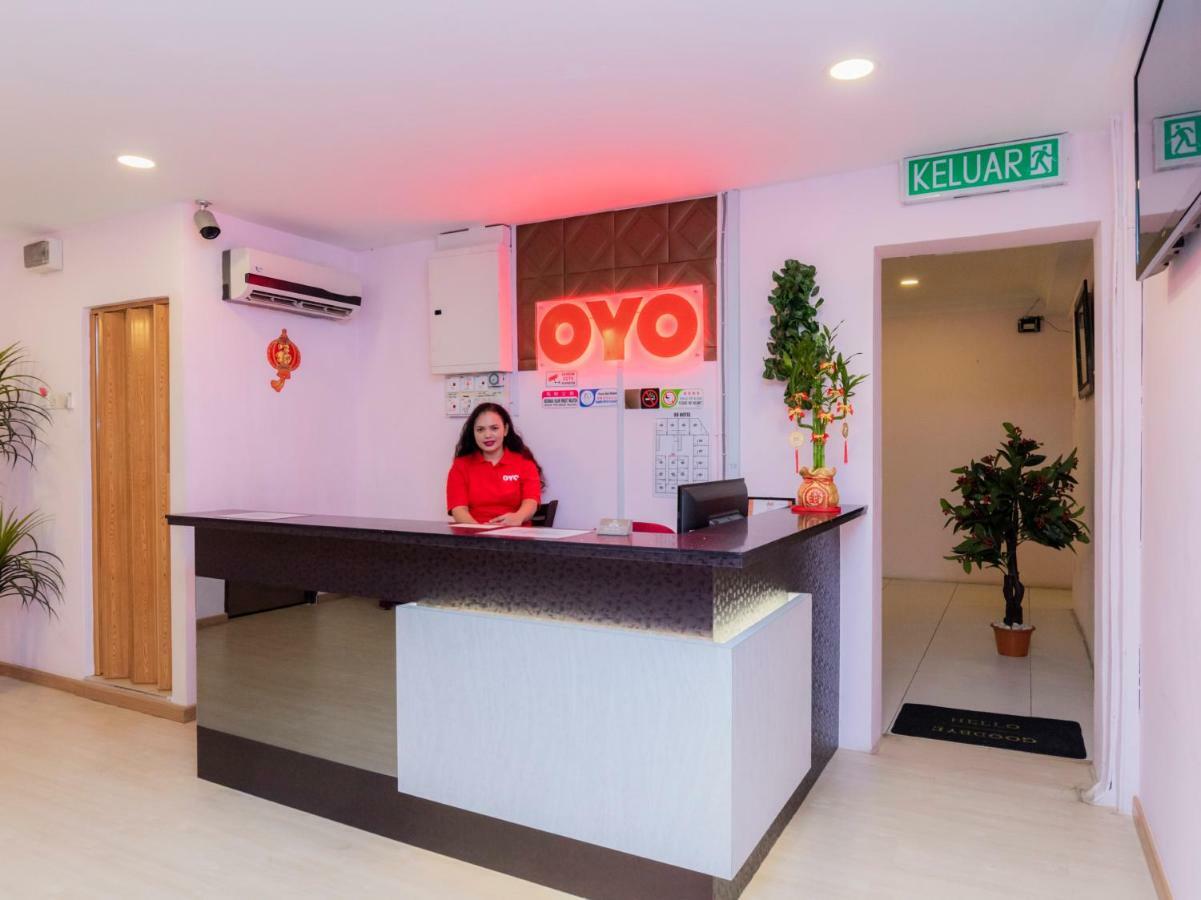 Oyo 44026 98 Hotel Johor Bahru Bagian luar foto